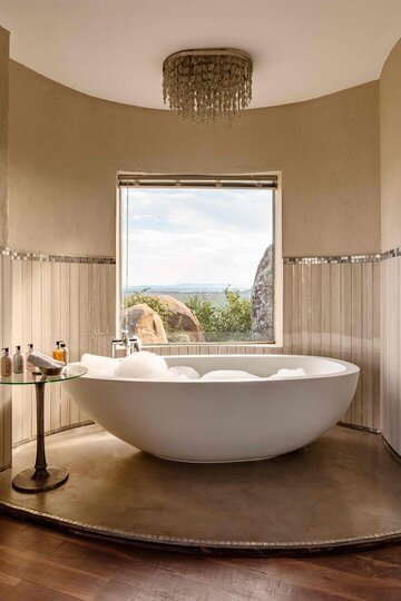 Ulusaba Rock: Elevated Luxury in the Wild 1029