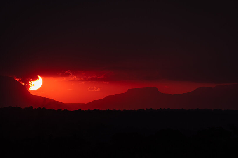 Ulusaba_Cliff 1030