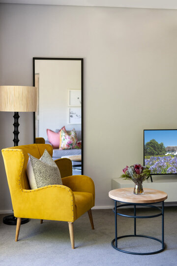 Elegant Pinotage Suites with Vineyard Mountain and Garden Views 1040