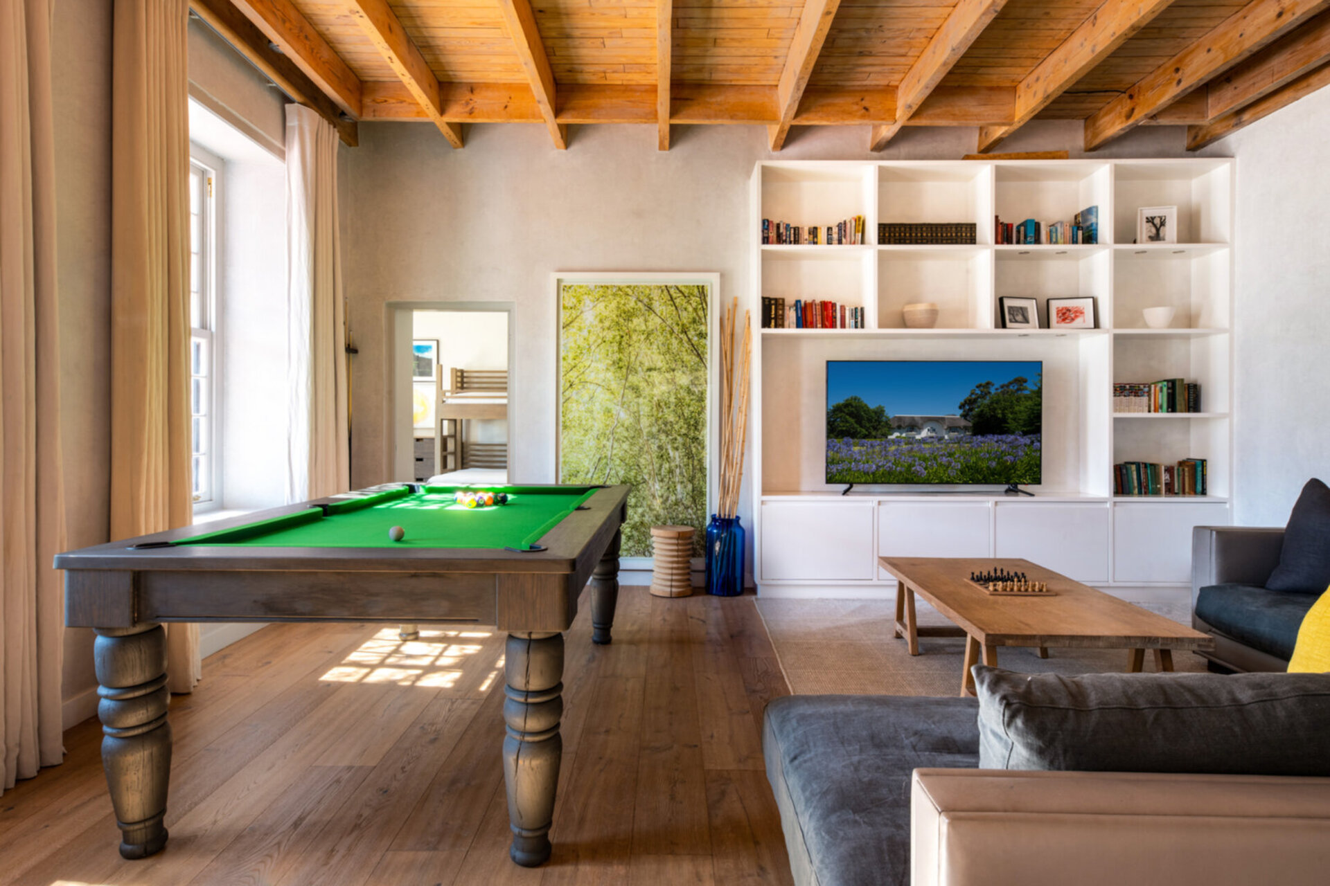Bunkroom Retreat, Family Fun 1047