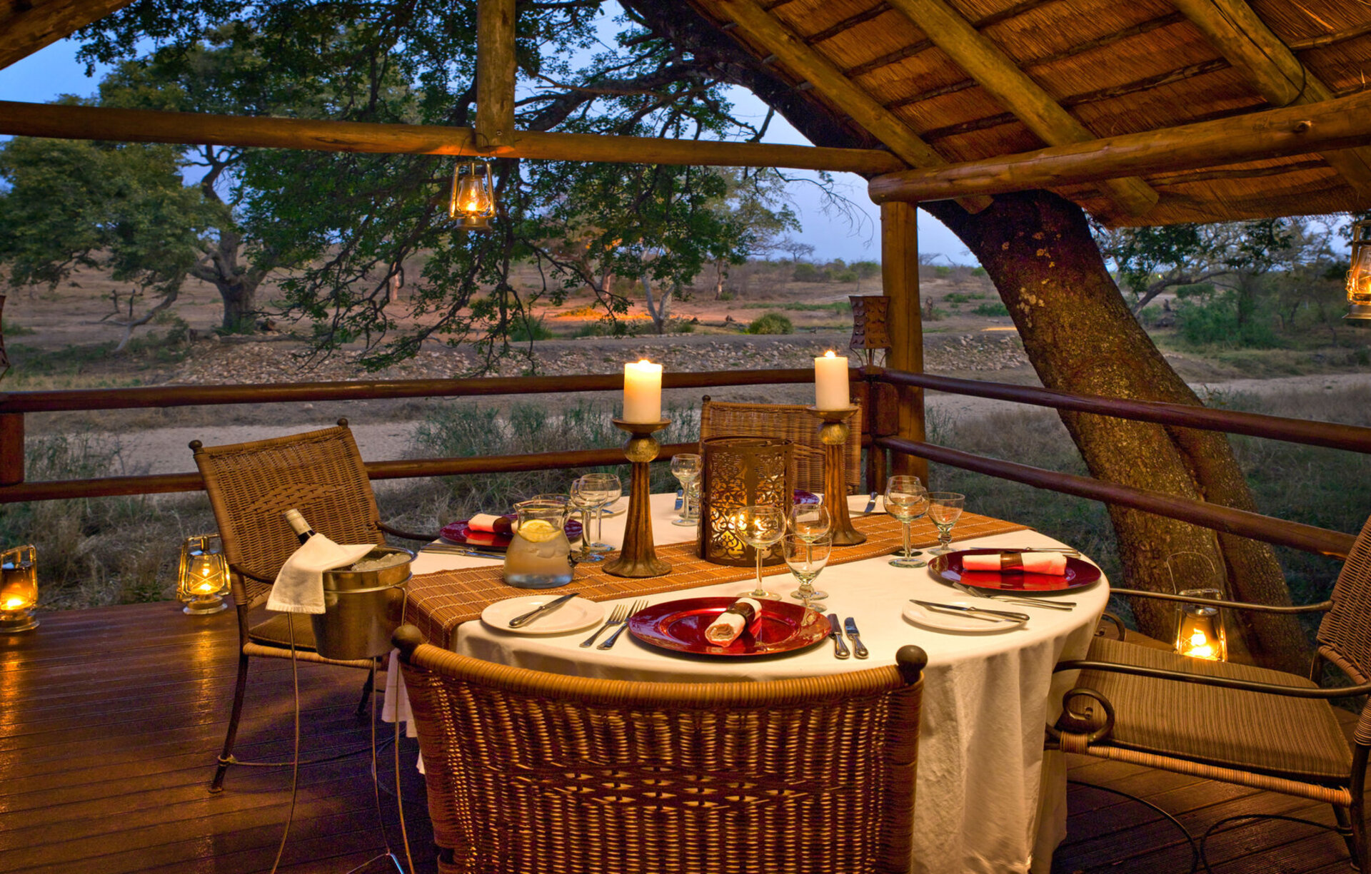 Plunge Pool & Outdoor Dining 1058