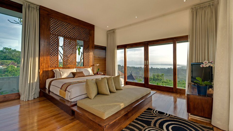 Guest bedroom 2