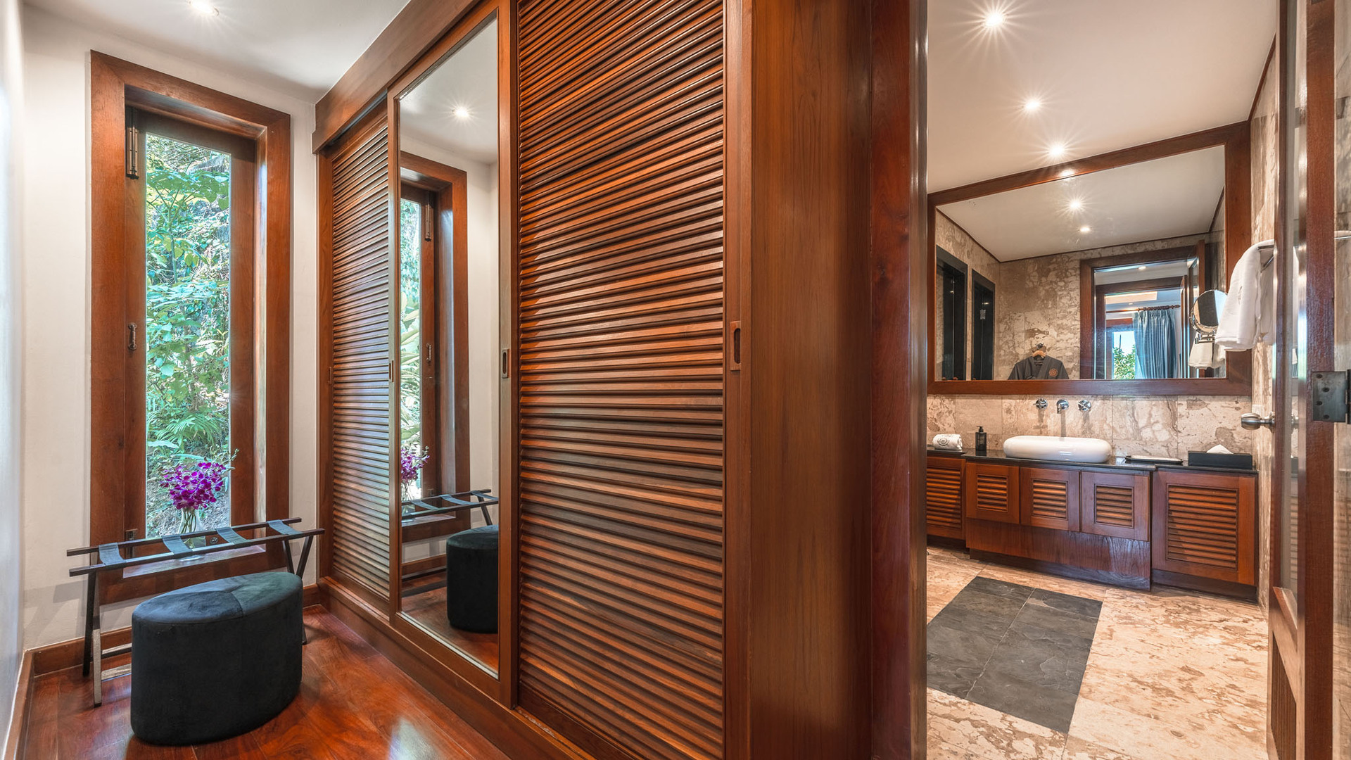 Sea View Zenith - Splendid ensuite bathroom