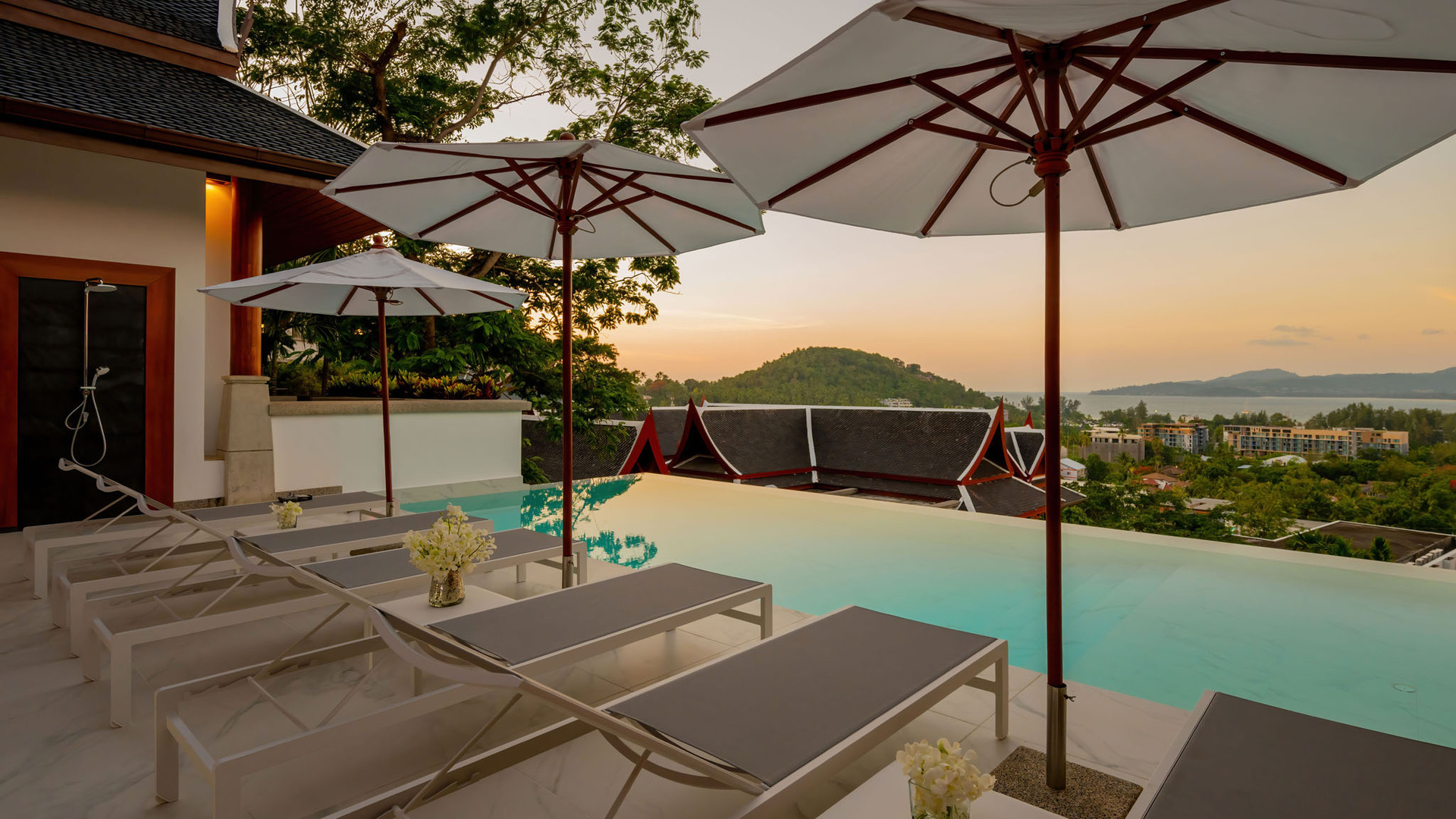 Sea View Zenith - Tranquil retreat at sundown