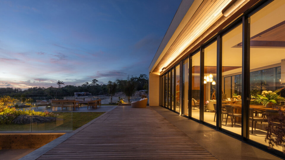Villa BIE - Restful living area overlooking the pool