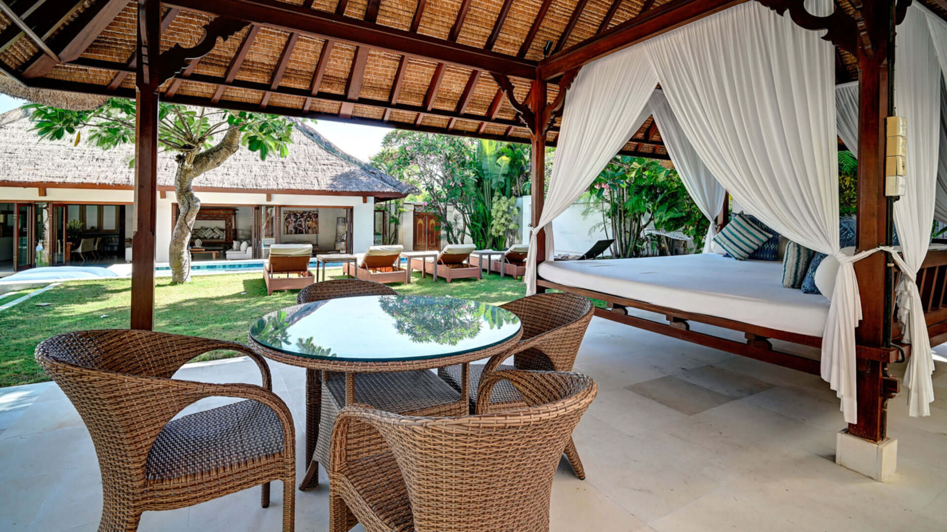 Spacious pool and lawn area