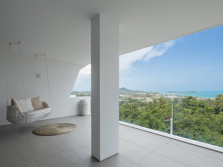 Golden Lotus - The Flourish Villa - Bedroom terrace