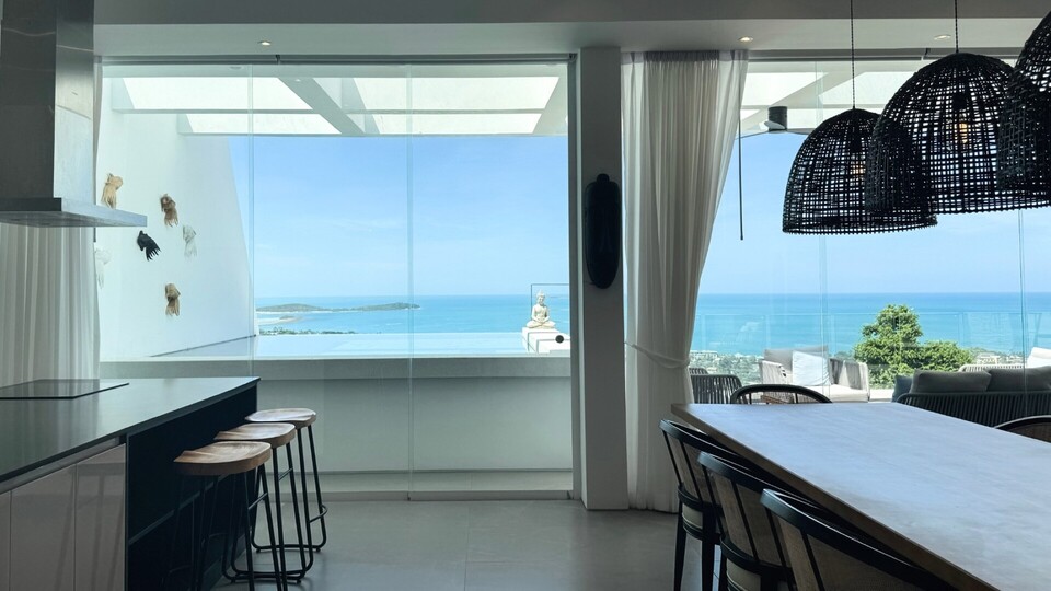 Stylish 3-Bed Villa in Amphoe Ko Samui, Sleeps 6, 1018