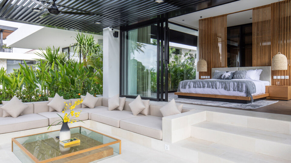 Relaxing guest bedroom terrace sala