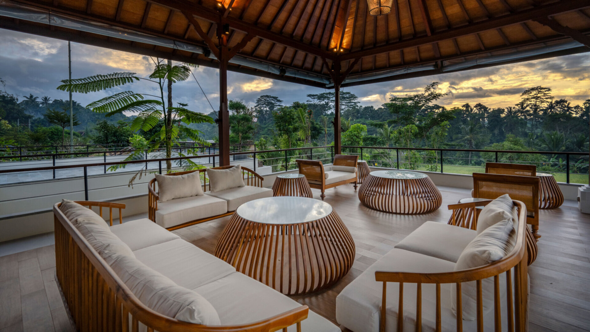 Pala Ubud - Villa Sanghyang - Relaxing terrace lounge