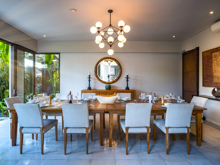Formal in-villa dinner