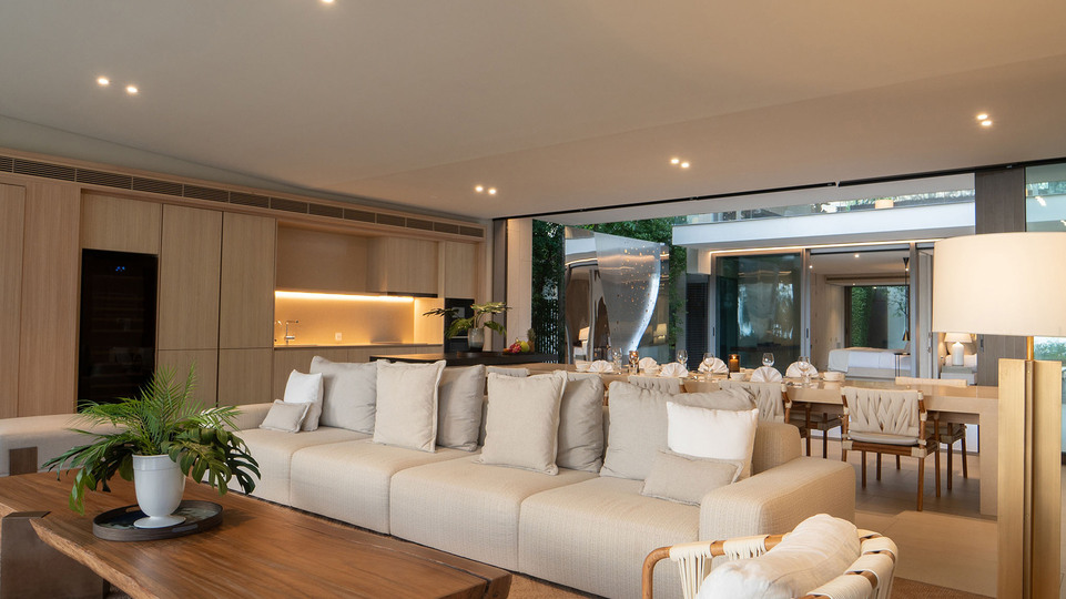 Veyla Beach Villa 6 - Spacious open plan living and dining area layoutlayout