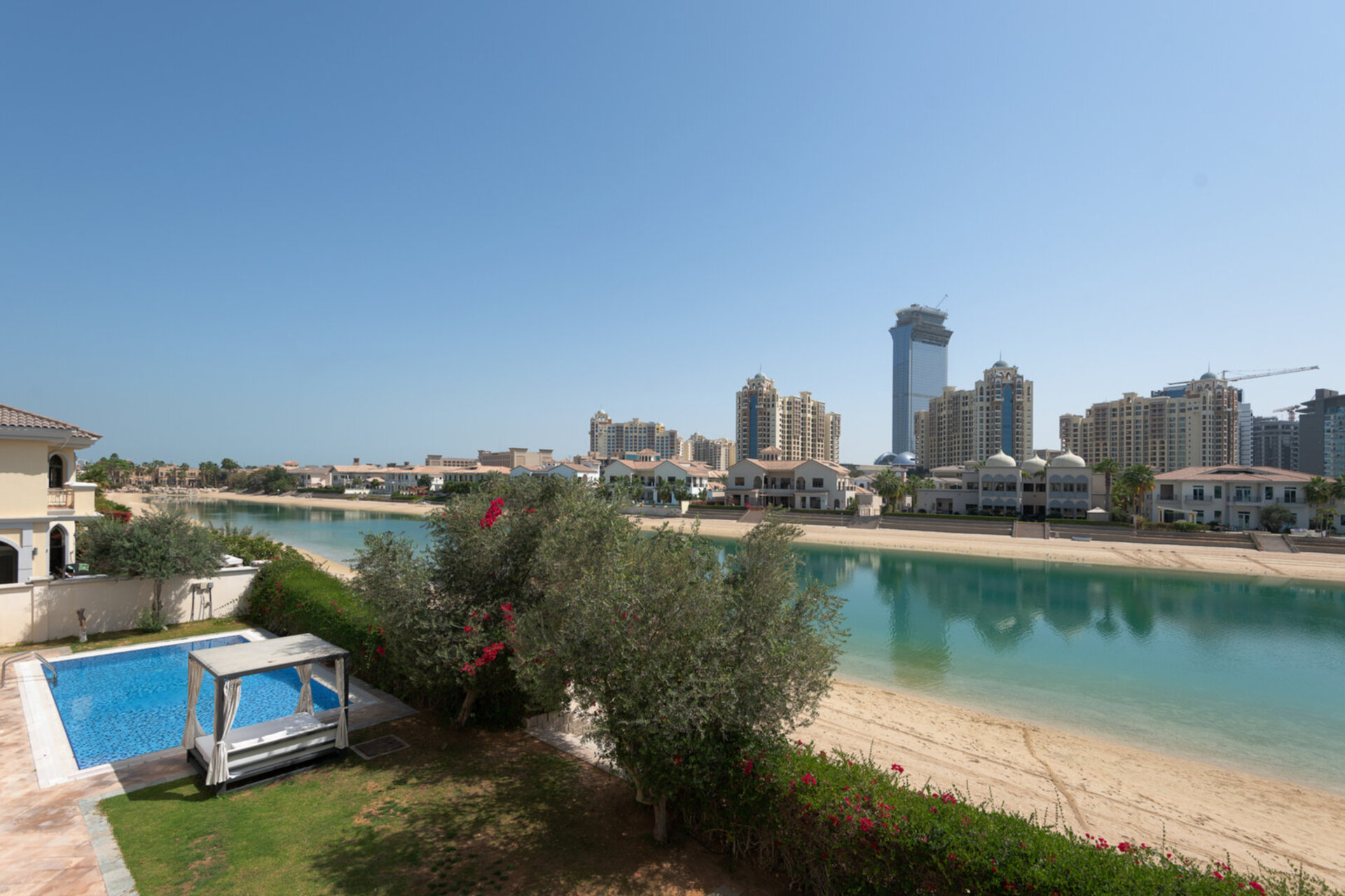 5 Star Villa Dynasty – A Palatial Coastal Retreat