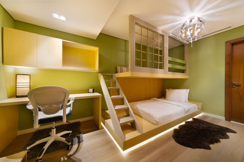 5 Star Villa Crownstone – A Rooftop Marina Haven