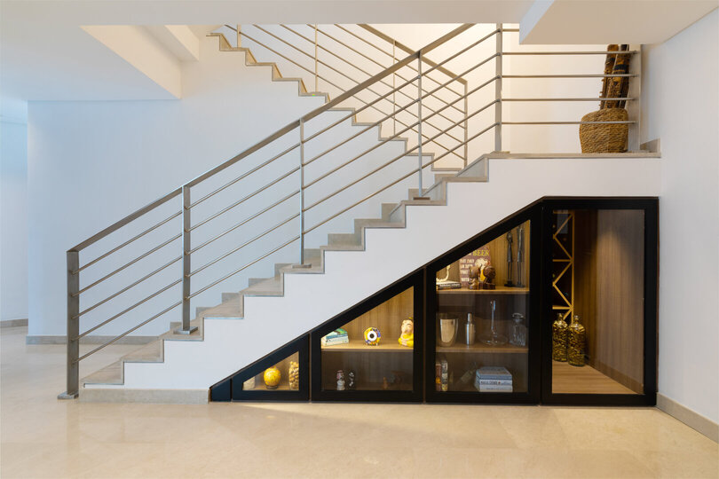 5 Star Villa Crownstone – A Rooftop Marina Haven