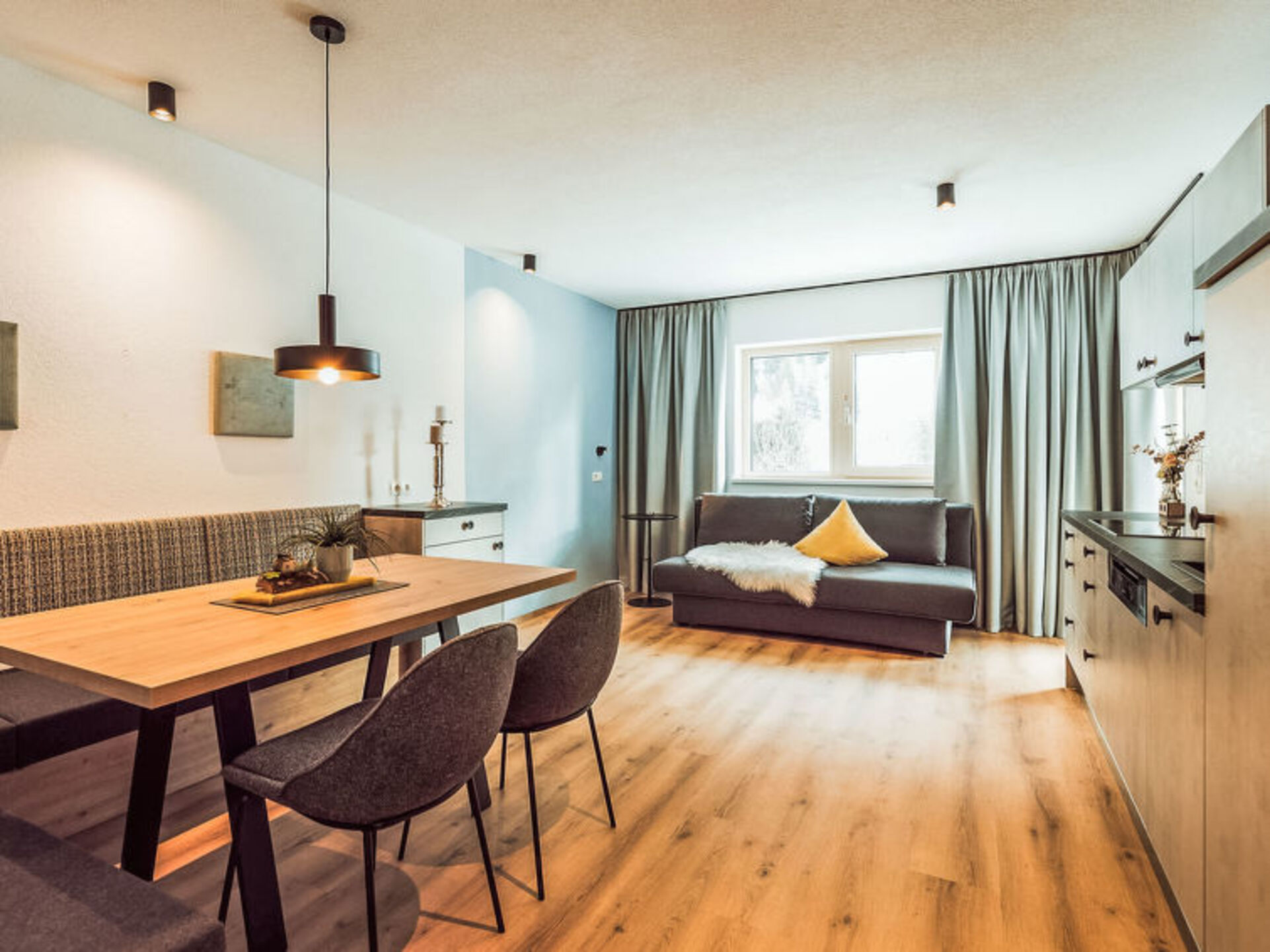 Kitchen / Dining Room