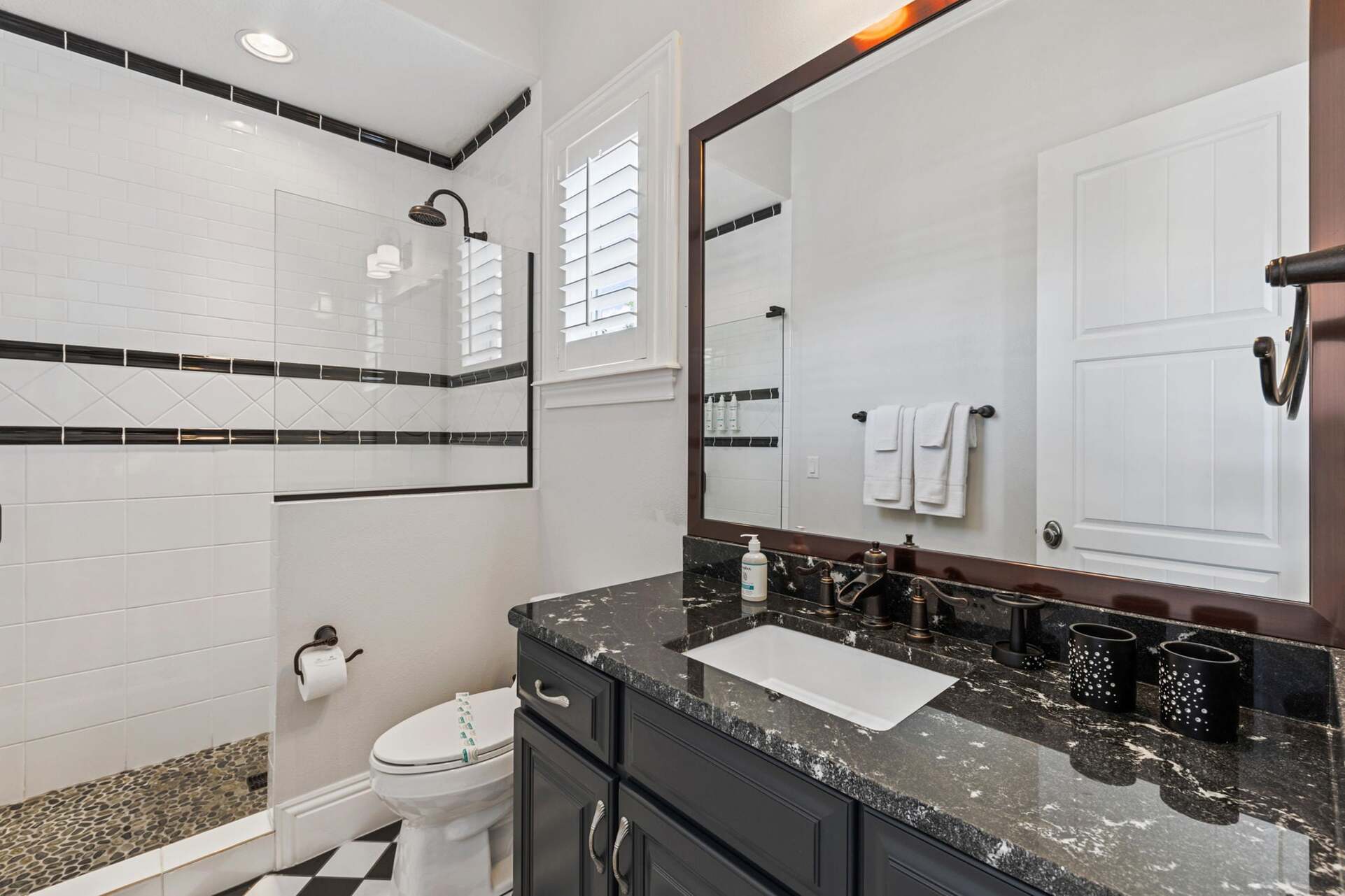 Luxurious 5-Bedroom Villa Retreat in Reunion, Orlando Villa 6338