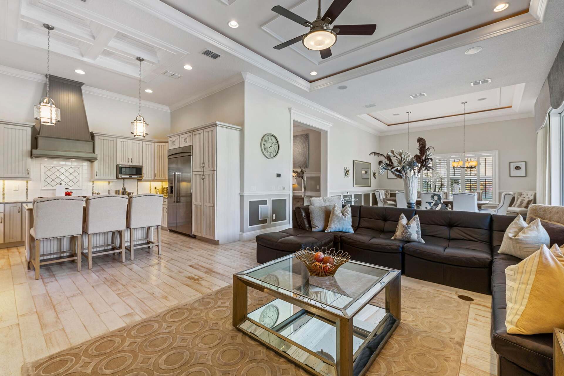 Luxurious 5-Bedroom Villa Retreat in Reunion, Orlando Villa 6338