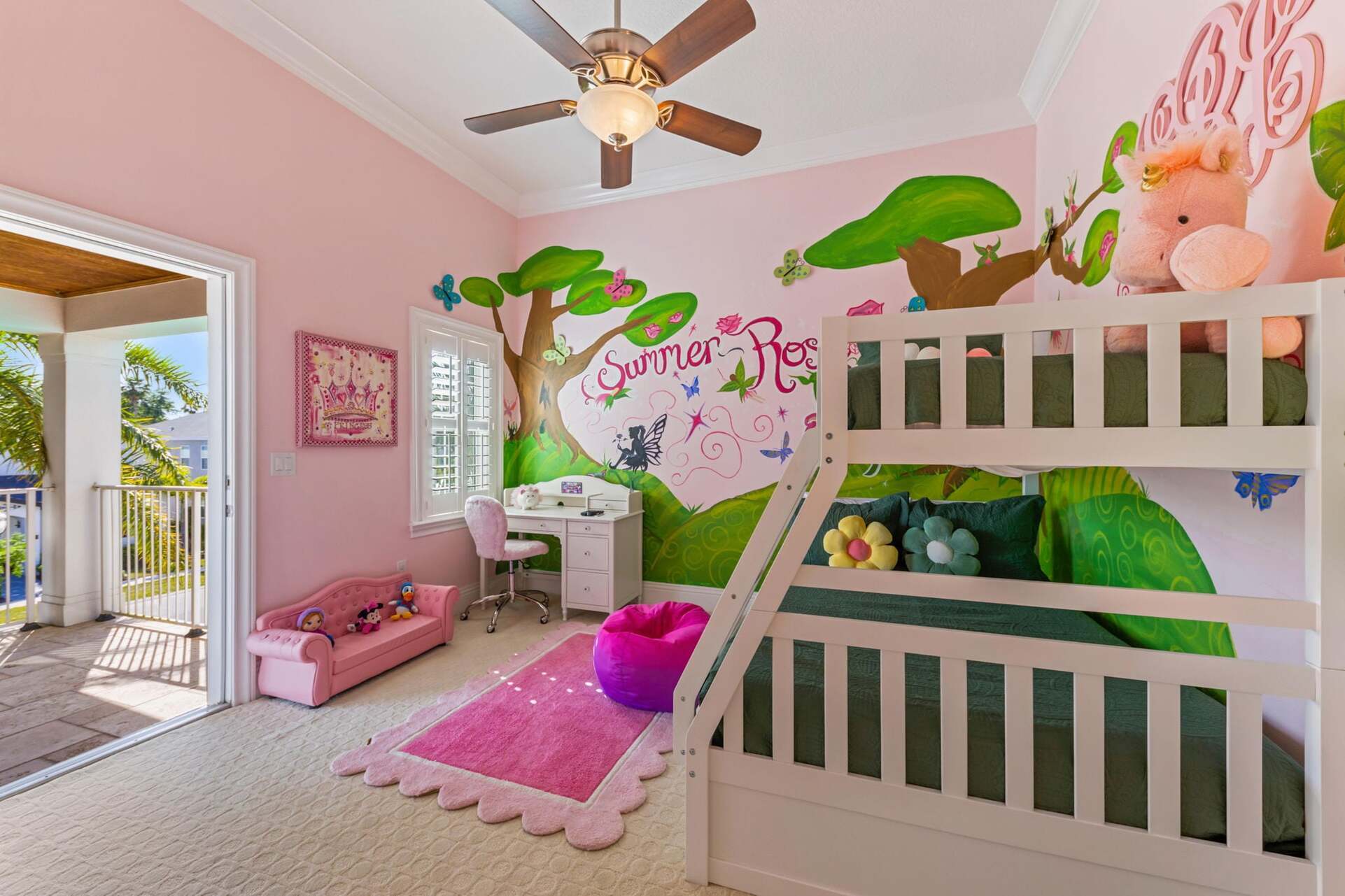 Luxurious 5-Bedroom Villa Retreat in Reunion, Orlando Villa 6338