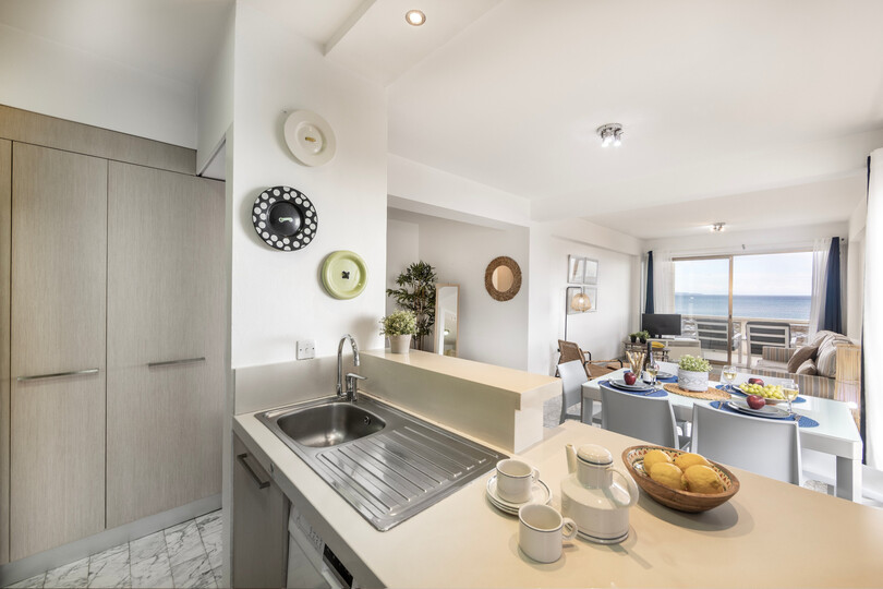 5 Star Mackenzie Beachfront Suite – Luxury Living by the Sea