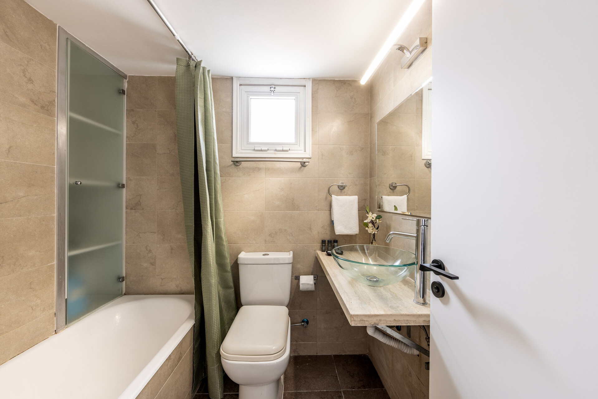 5 Star Marina Seaside Villa – Luxury Seaside Stay in Larnaca