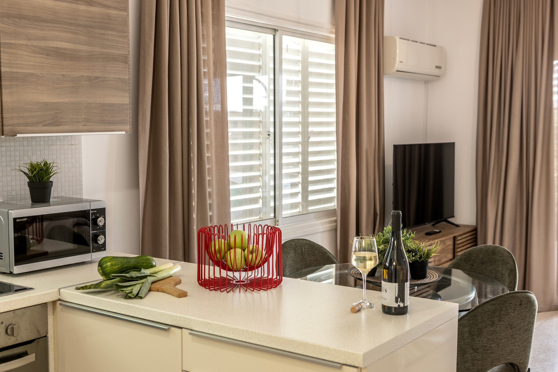 5 Star Marina Seaside Villa – Luxury Seaside Stay in Larnaca