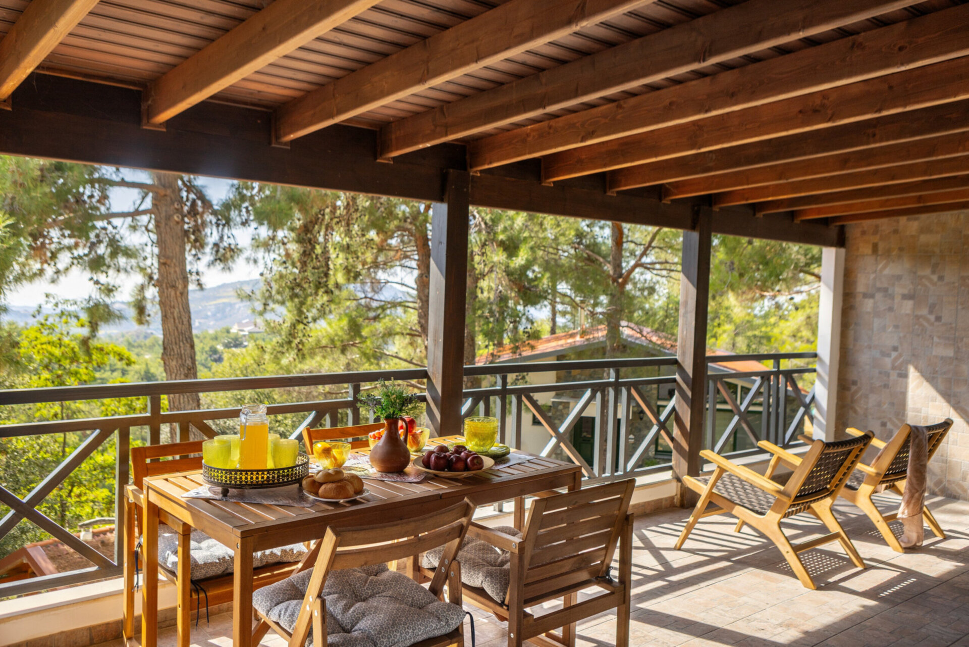 5 Star Forest View Cottage – Luxury Mountain Retreat