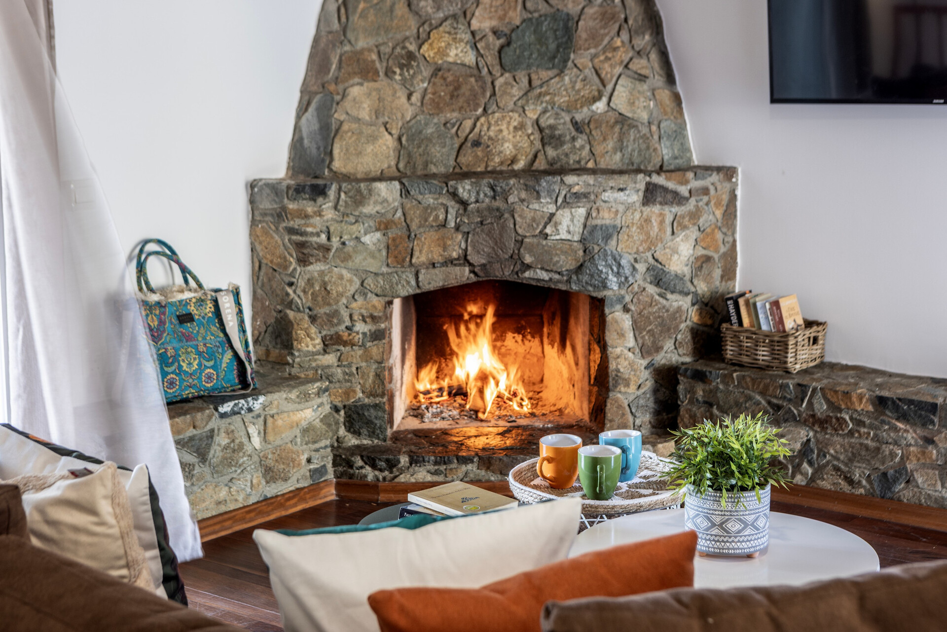 5 Star Forest View Cottage – Luxury Mountain Retreat