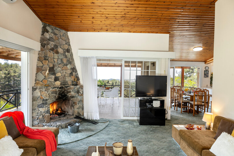 5 Star Villa Platres Forest Panorama - Luxury Mountain Retreat