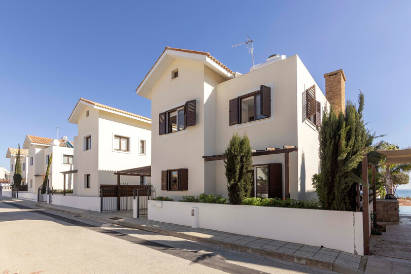 5 Star Villa Ayia Napa Ionion Seafront - Luxury Beachfront Escape
