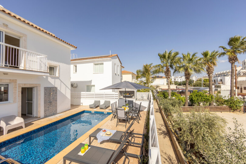 5 Star Villa Protaras Cemelia - Luxury Pool Retreat