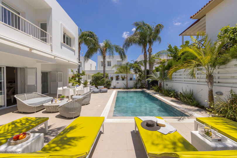 5 Star Villa Protaras Seaside Narcissos - Luxury Coastal Retreat