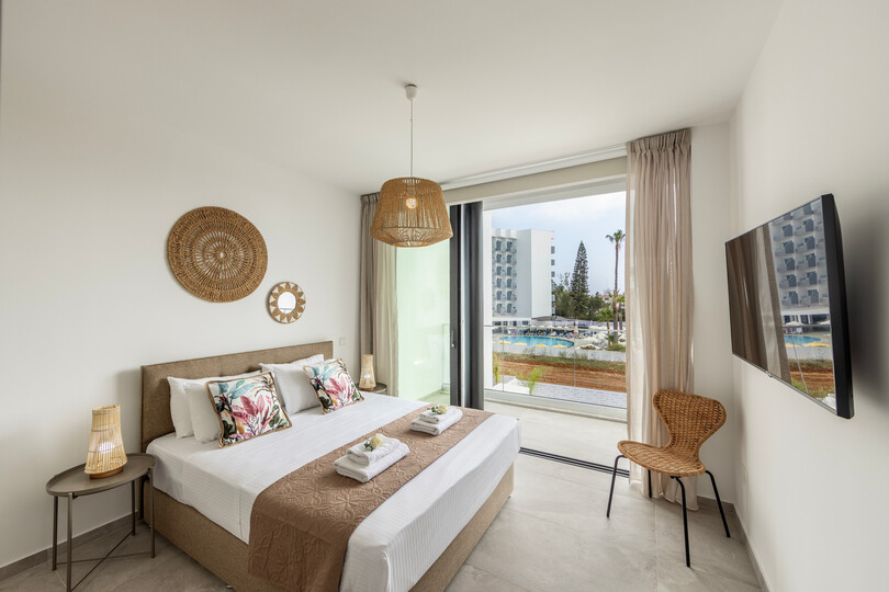 5 Star Villa Protaras Aqua Pearl - Luxury Heated Pool Retreat