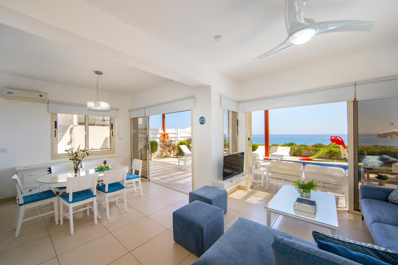 5 Star Villa Artisan Seafront Escape - Panoramic Coastal Retreat