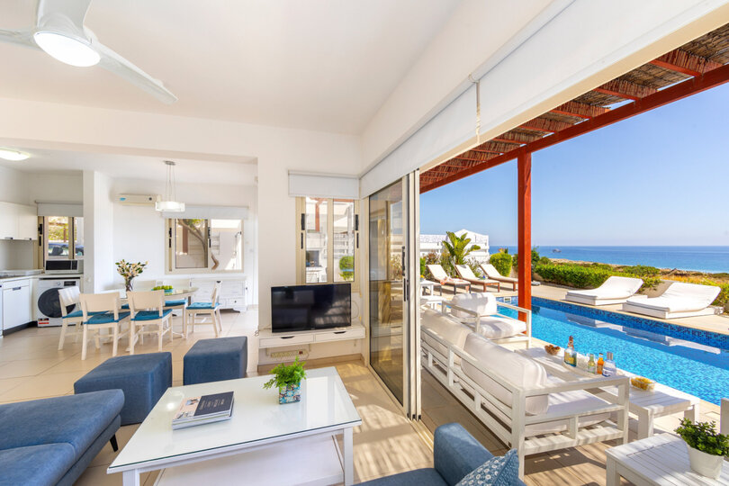 5 Star Villa Artisan Seafront Escape - Panoramic Coastal Retreat
