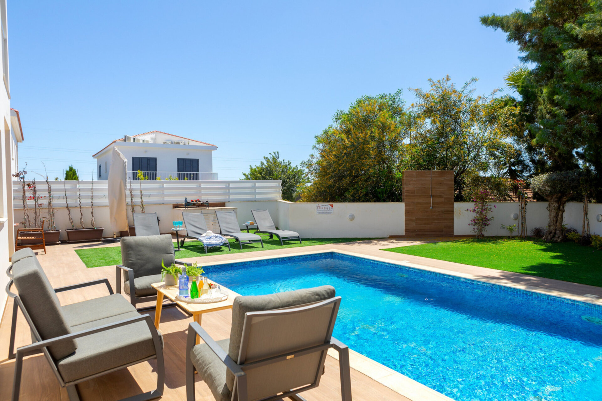5 Star Villa Napa Bay Panorama - Scenic Coastal Escape