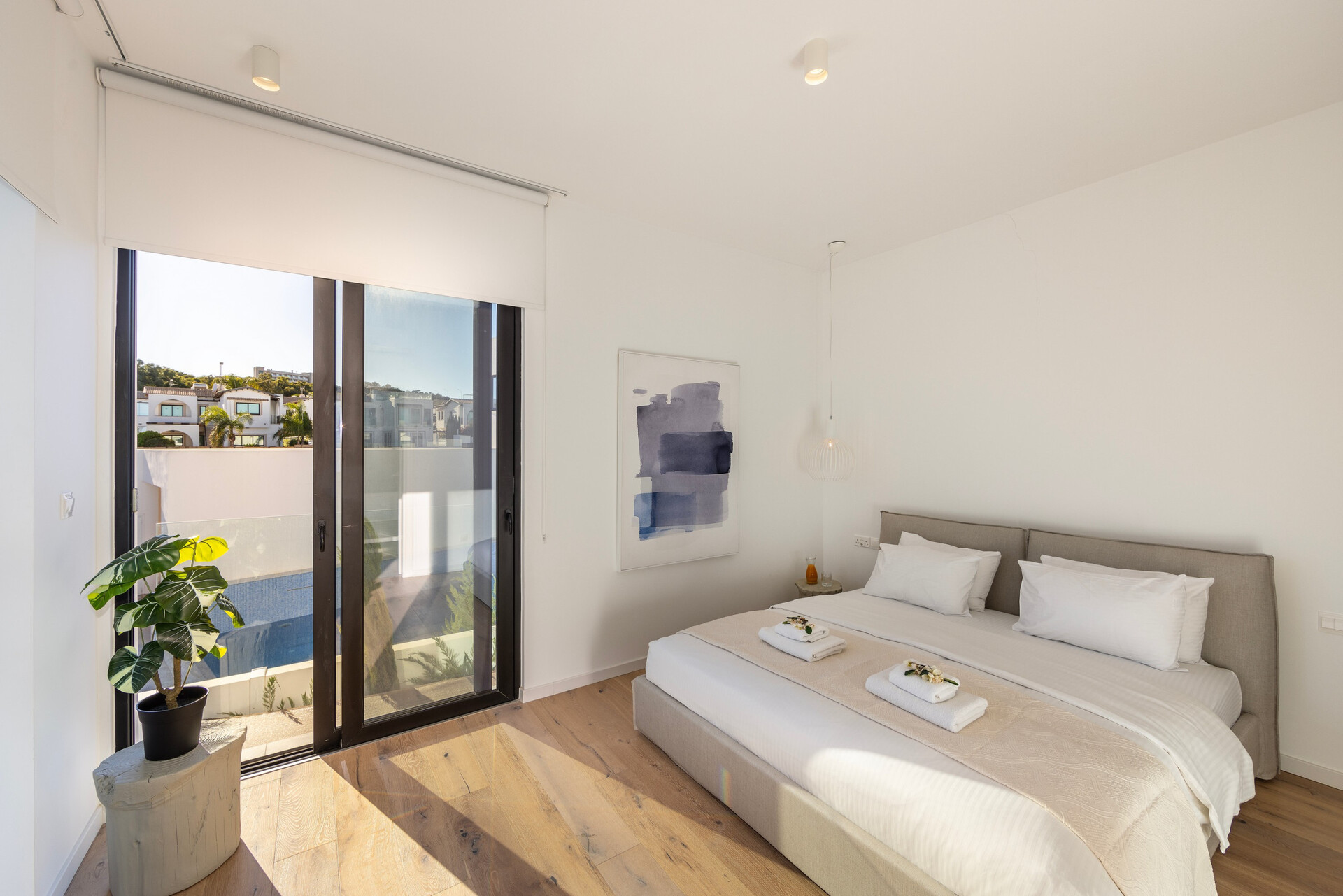 5 Star Villa Periyiali Seaside Haven - Cliffside Coastal Retreat