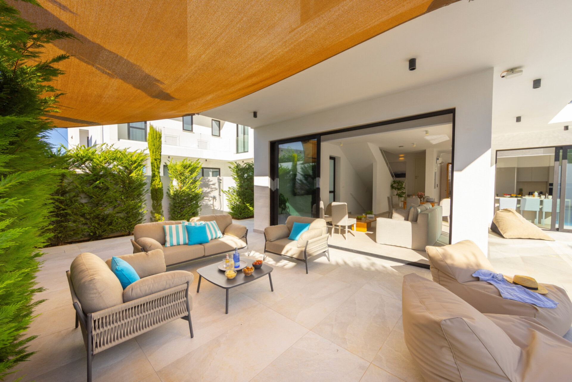 5 Star Villa Periyiali Seaside Haven - Cliffside Coastal Retreat