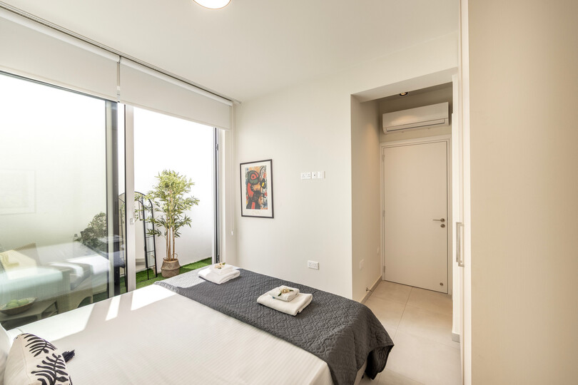 5 Star Villa Leomi Seaside - Coastal View Retreat.