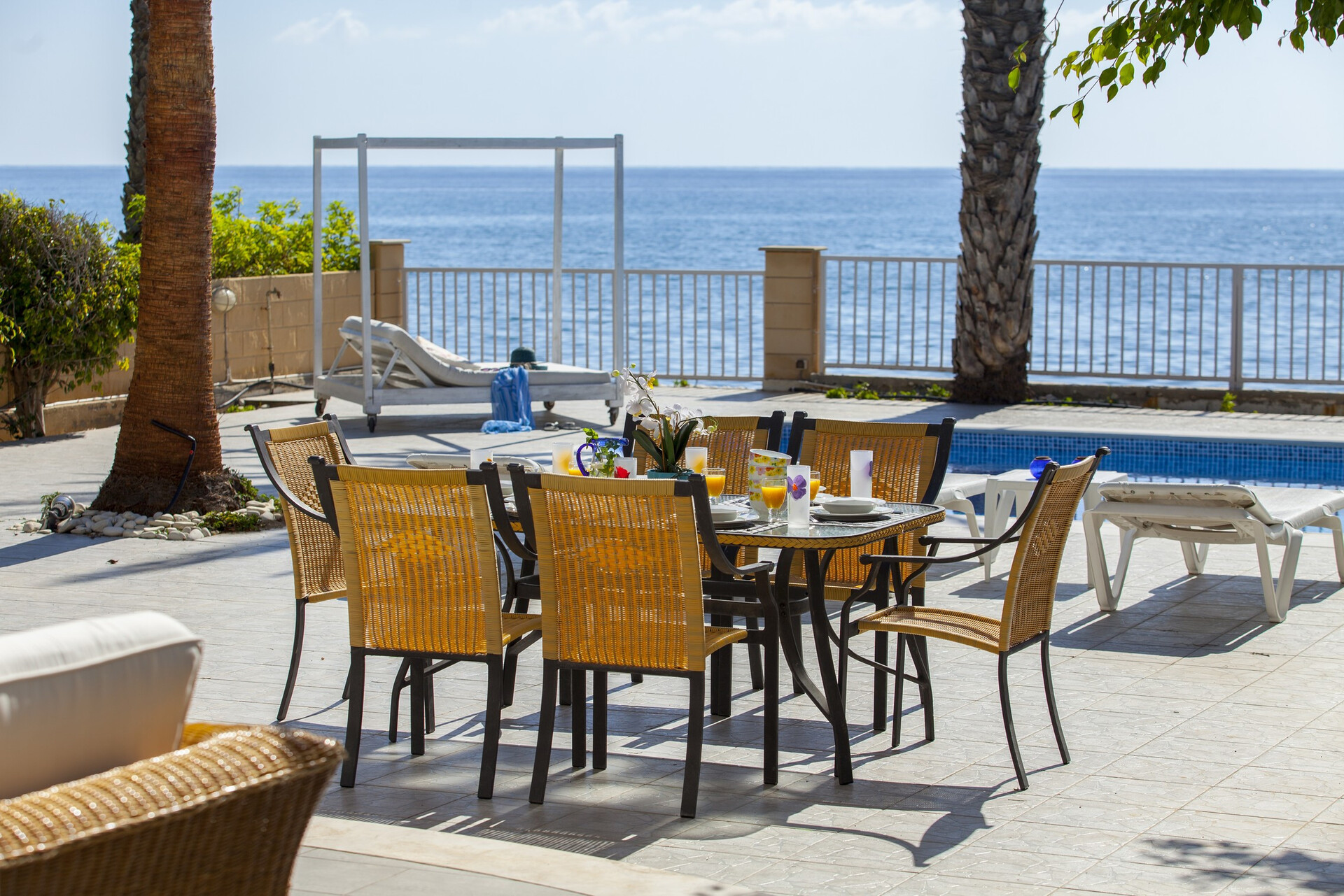 5 Star Villa Sunset Beachfront - Coastal Luxury Retreat