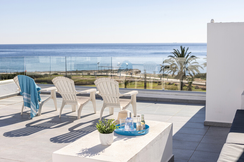 5 Star Villa Elaia Seafront - Panoramic Coastal Escape