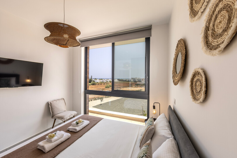 5 Star Villa Aqua Pearl - Contemporary Coastal Escape