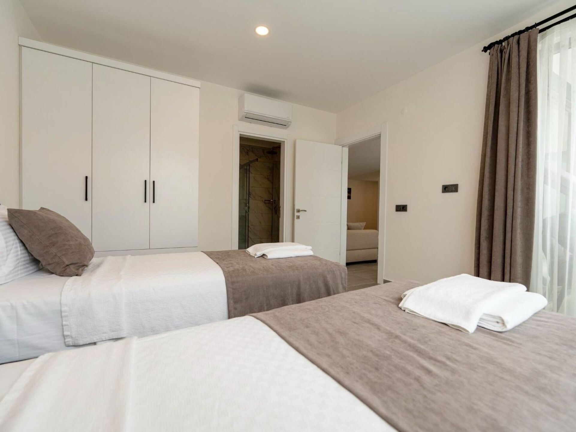 3-Bed House with Private Pool in Fethiye, Sleeps 6, 1043