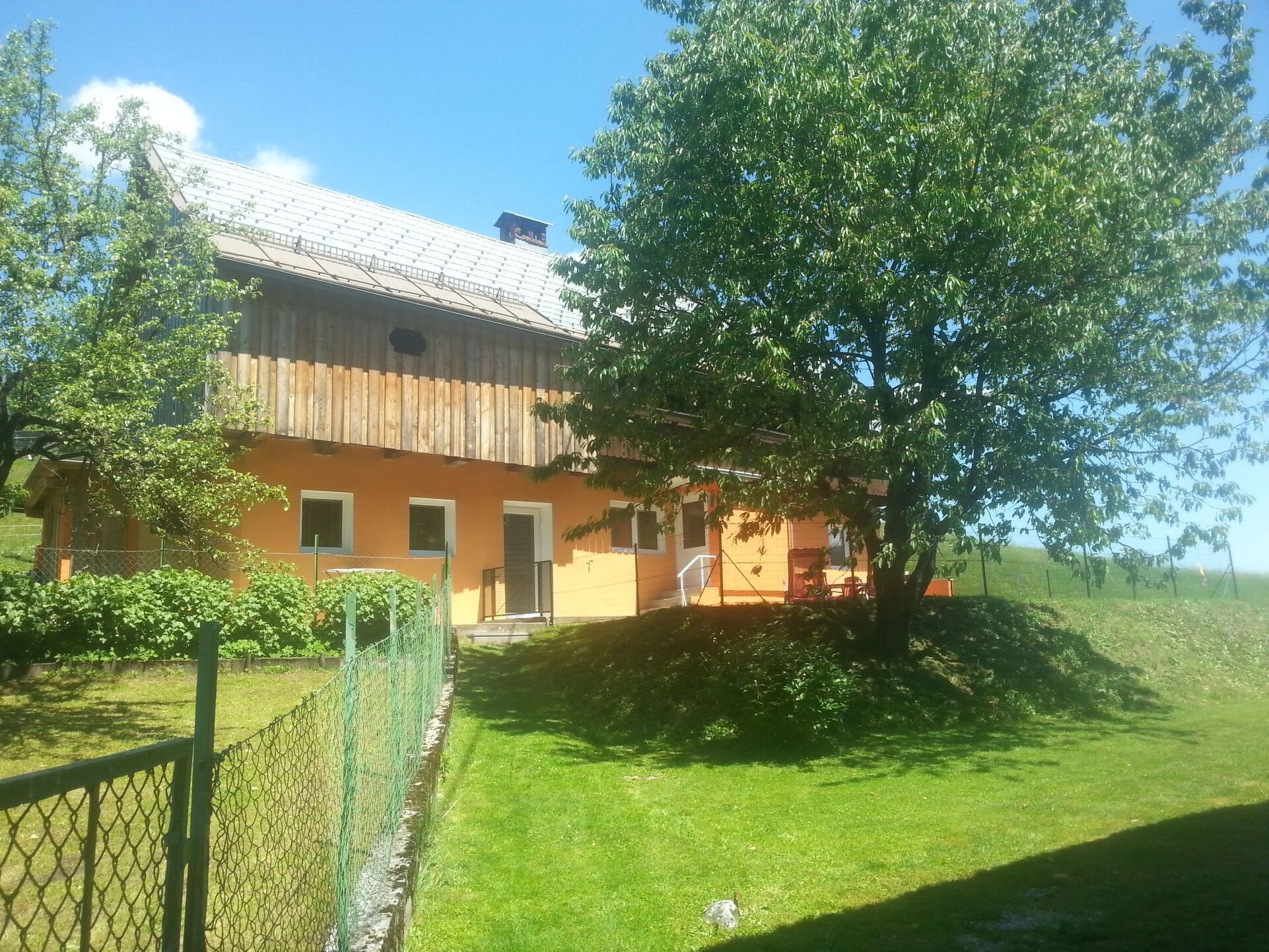 Beautiful 1-Bed House in Villach-Land, Sleeps 4, 1051