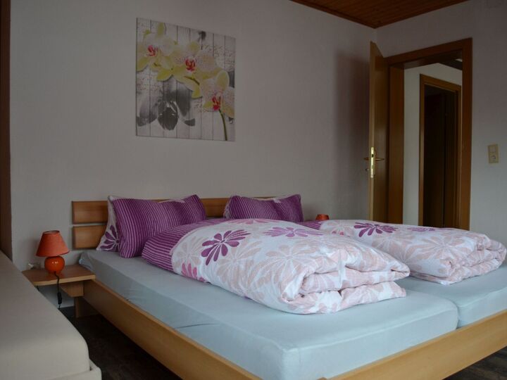 2-Bed Apartment with Mountain View in Imst, Sleeps 5, 1286