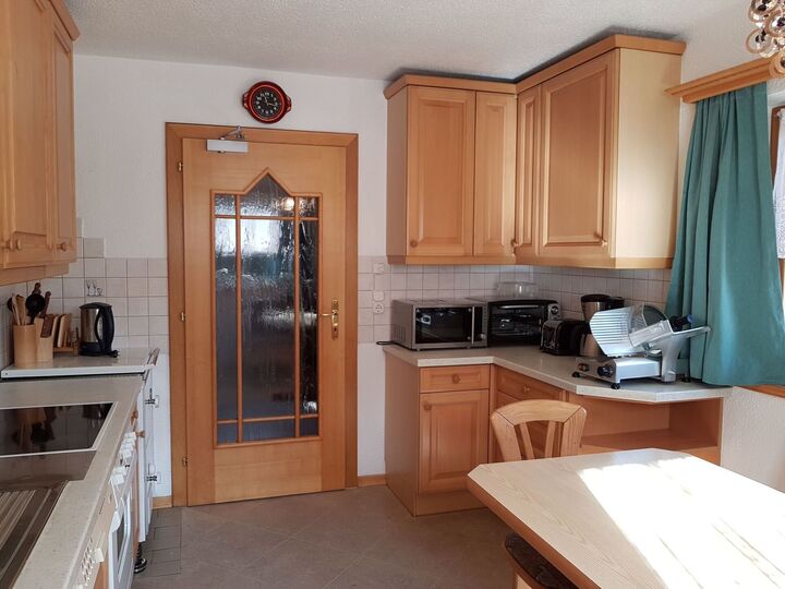 Stylish 3-Bed House in Lienz, Sleeps 8, 1134