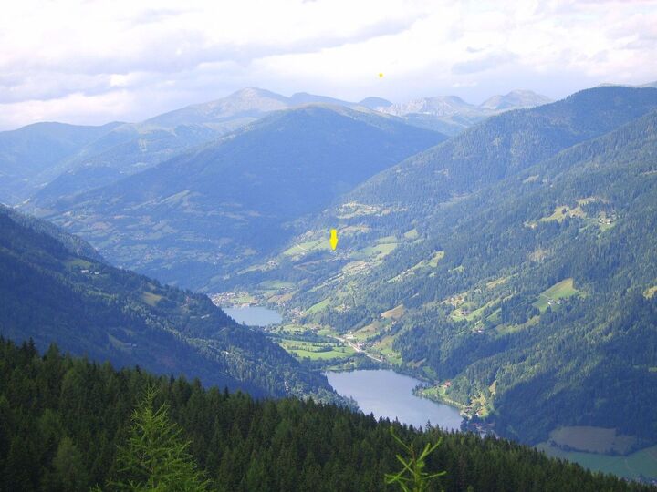 Inviting 2-Bed Apartment in Villach-Land, Sleeps 4, 1047