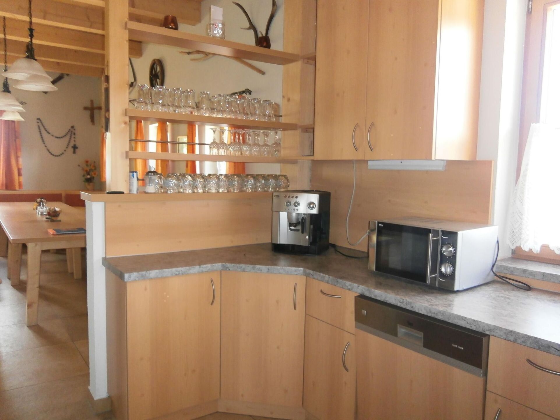 5-Bed House with Mountain View in Wolfsberg, Sleeps 1, 1063