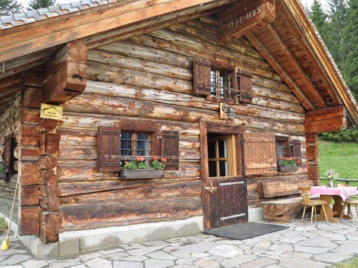 Sumptuous 3-Bed House in Zell am See, Sleeps 14, 1112, Salzburg, Austria