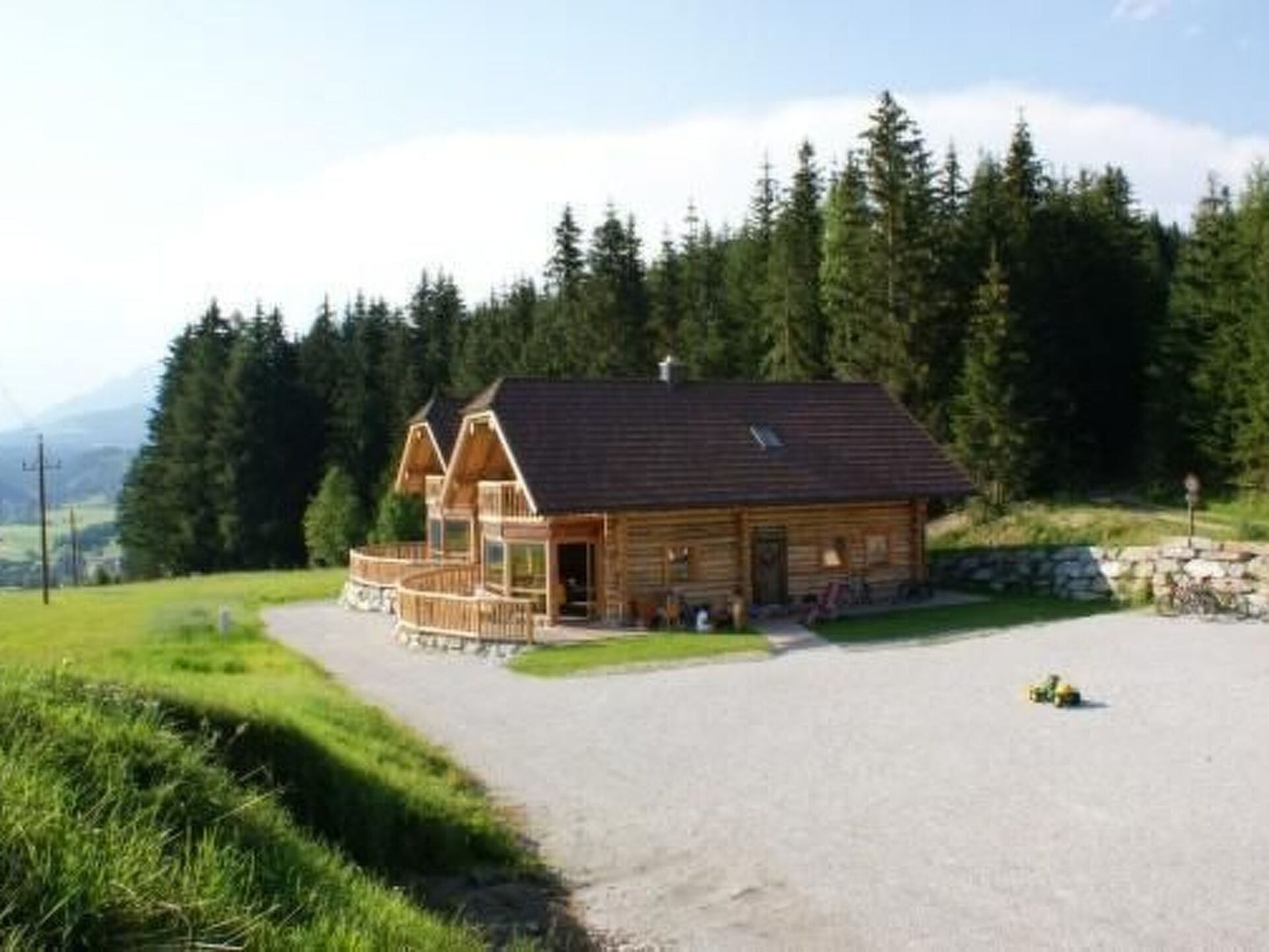 Stunning 3-Bed House in Tamsweg, Sleeps 2, 1110